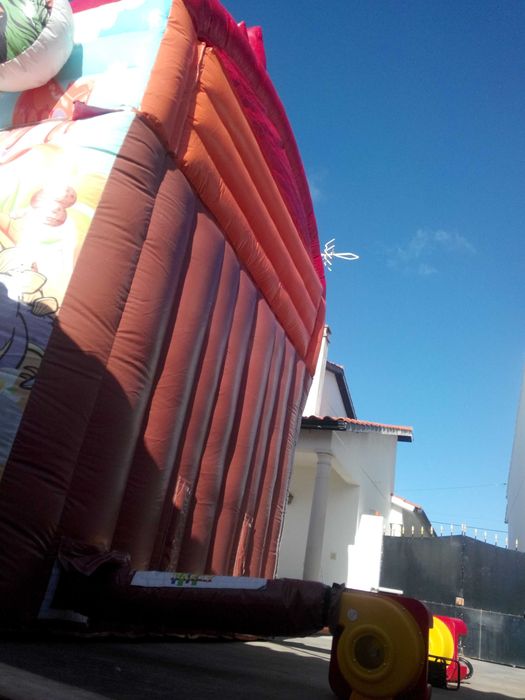 Insuflável Jurassic Park NOVO