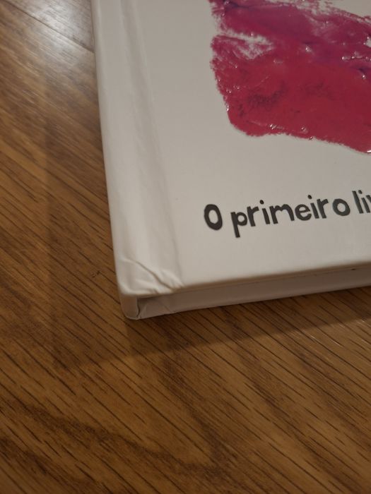 Livro sensorial Olhar Tocar Sentir