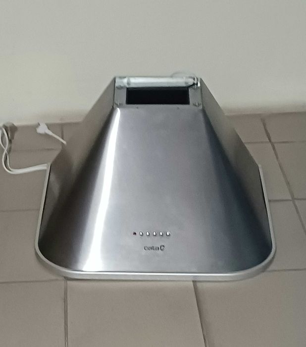 Продам витяжку для кухні "CATA Neblia 600 inox" - нова