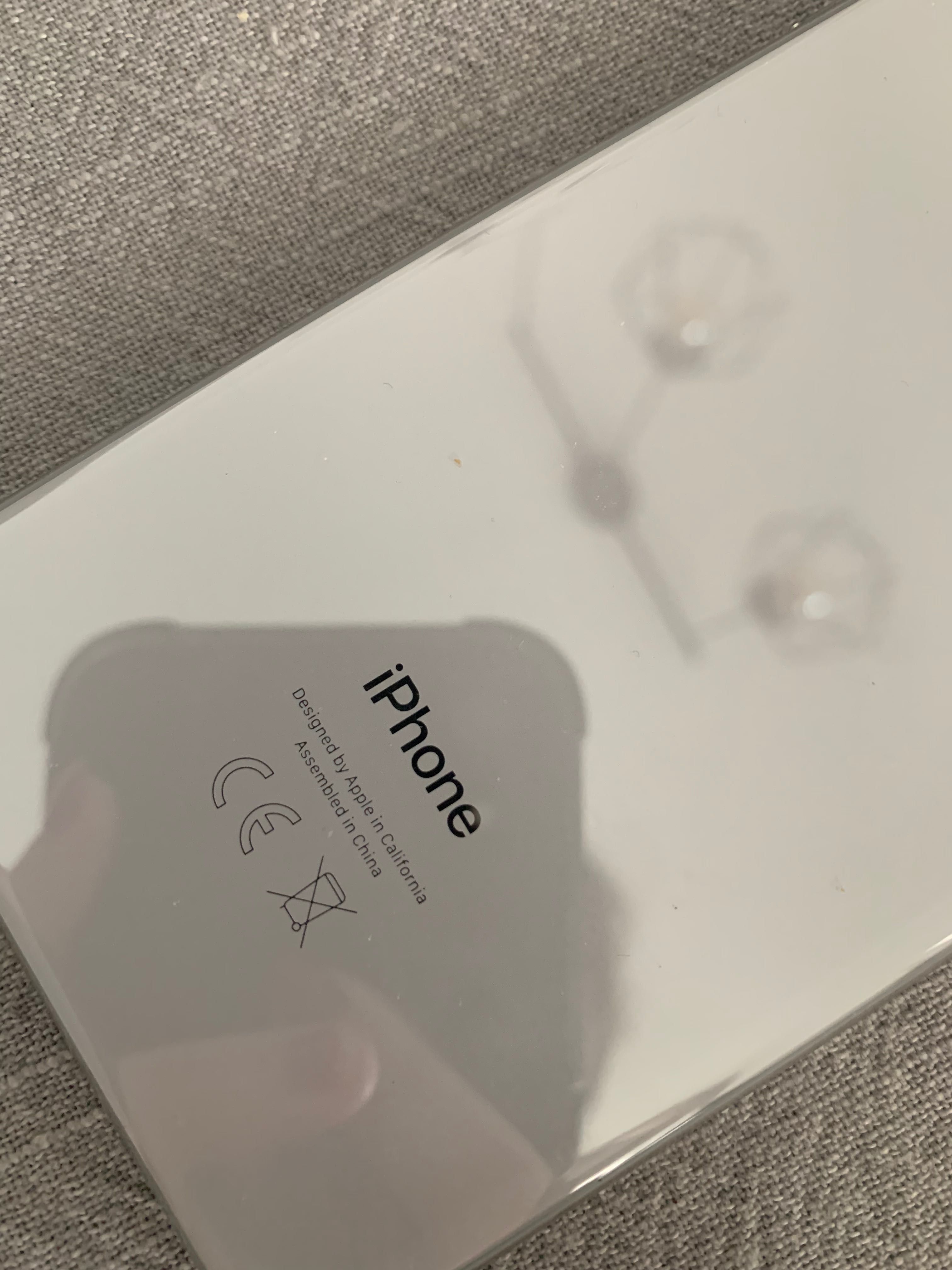 iPhone X - 64 GB - muito bom estado