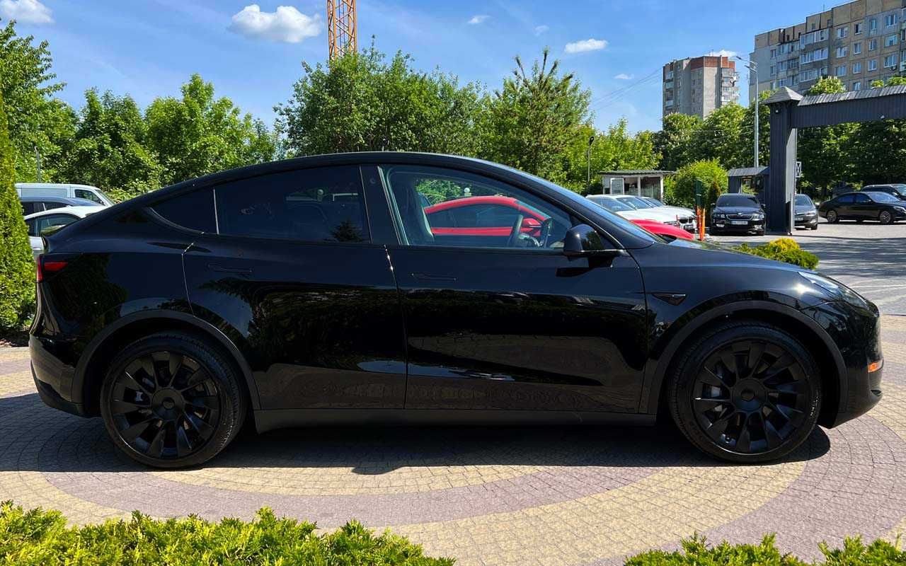 Tesla Model Y 2022