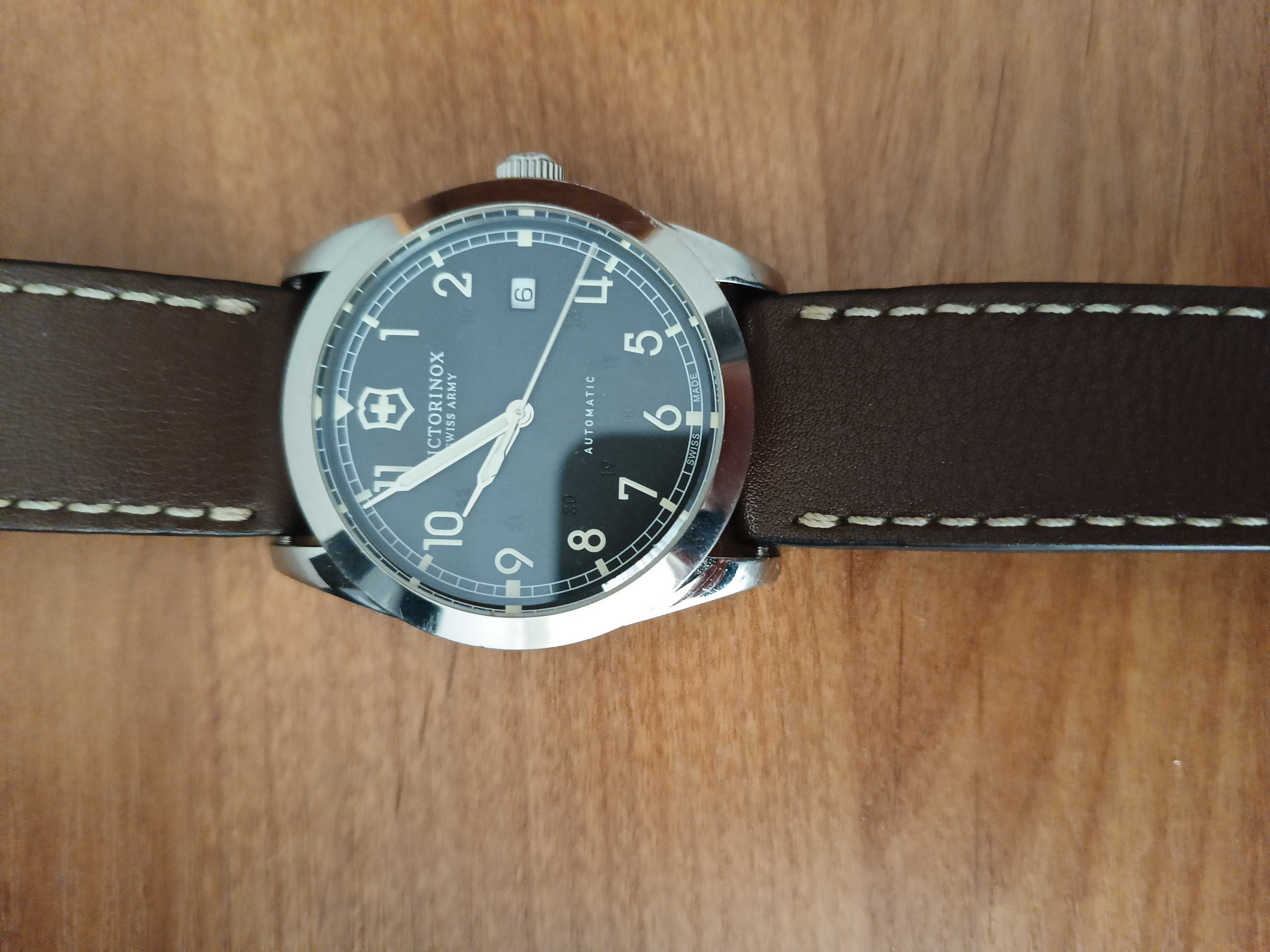 Sprzedam szwajcarski zegarek Victorinox Swiss Army Infantry