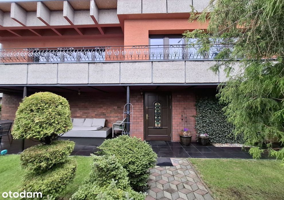 Dom wolnostojący w atrakcyjnej dzielnicy Pszczelnik