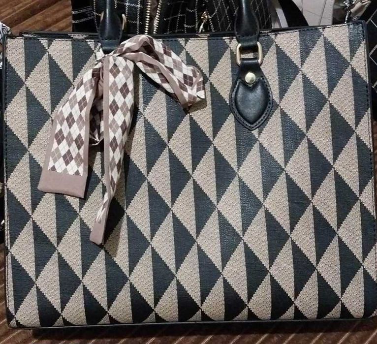 Сумка жіноча . Екошкіра karlos markoni