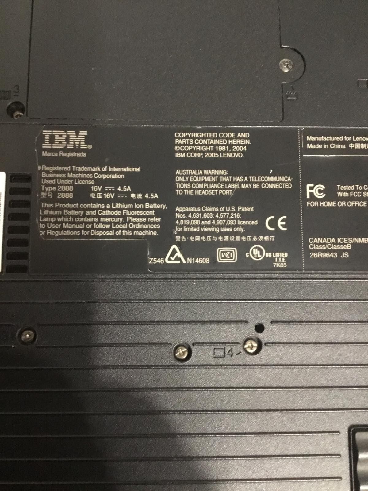 Ноутбук IBM Thinkpad.