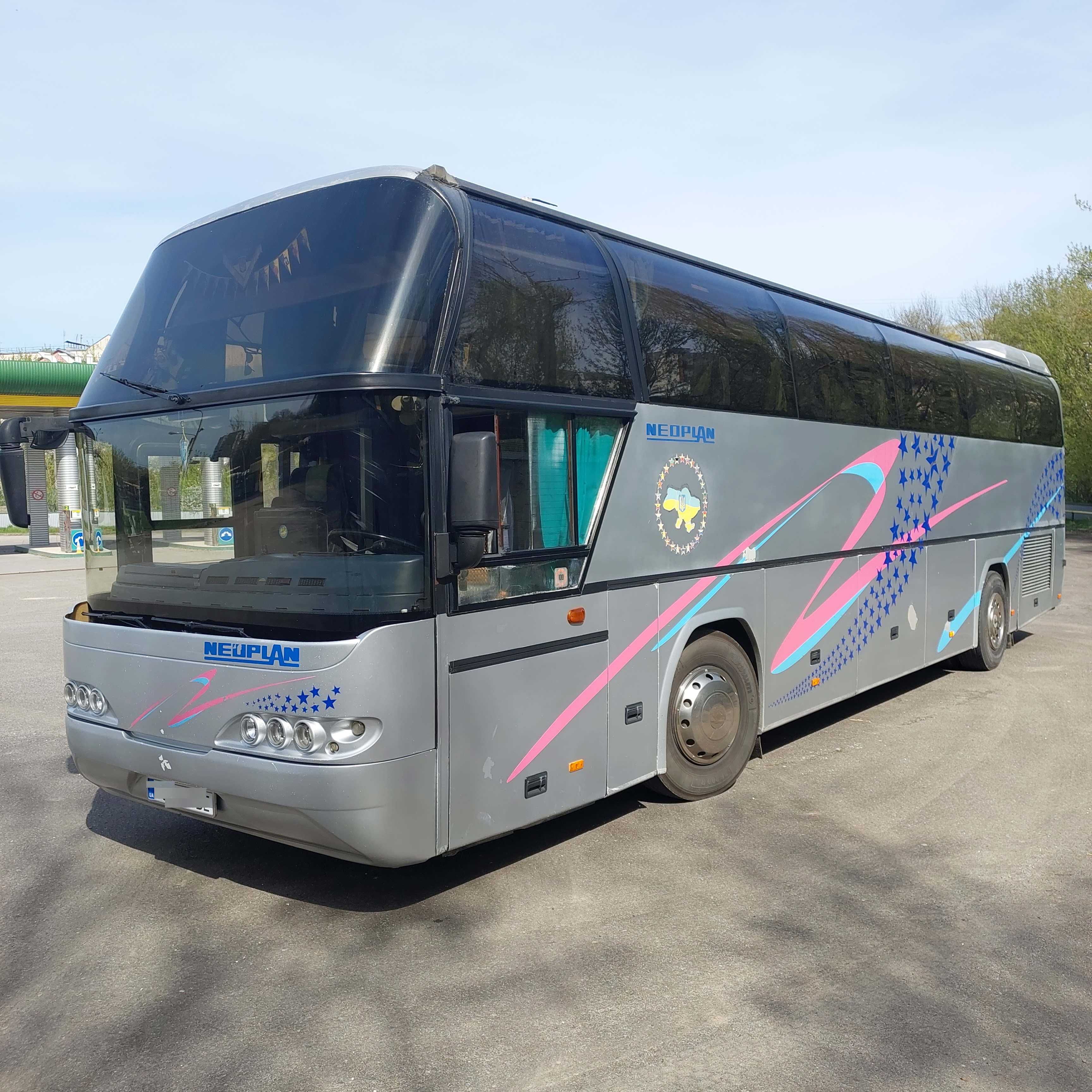 Автобус Neoplan 116  варіанти різні