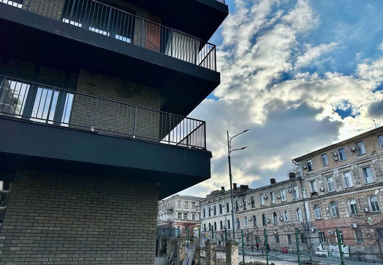 У продажу квартира з терасою в ITOWN ART, вул. Софієвська, 36 кв.м