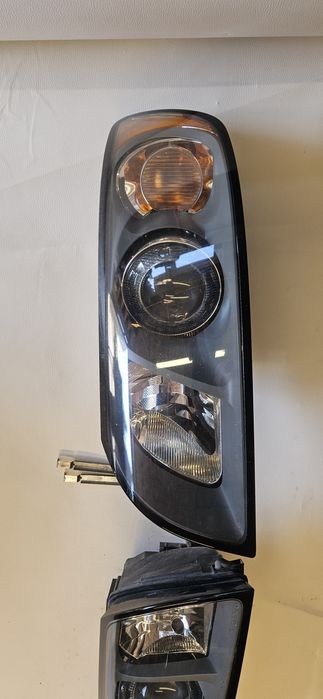 Volvo v50 lampy xenon komplet