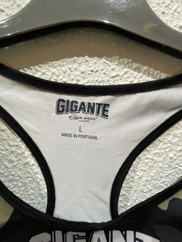 Top de desporto de marca Gigante