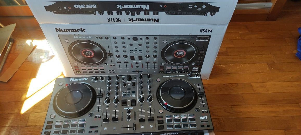 Numark NS4FX nova