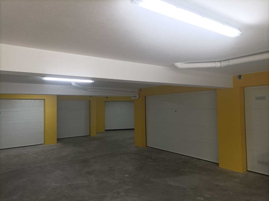 Penthouse T3 com garagem centro de Peniche.