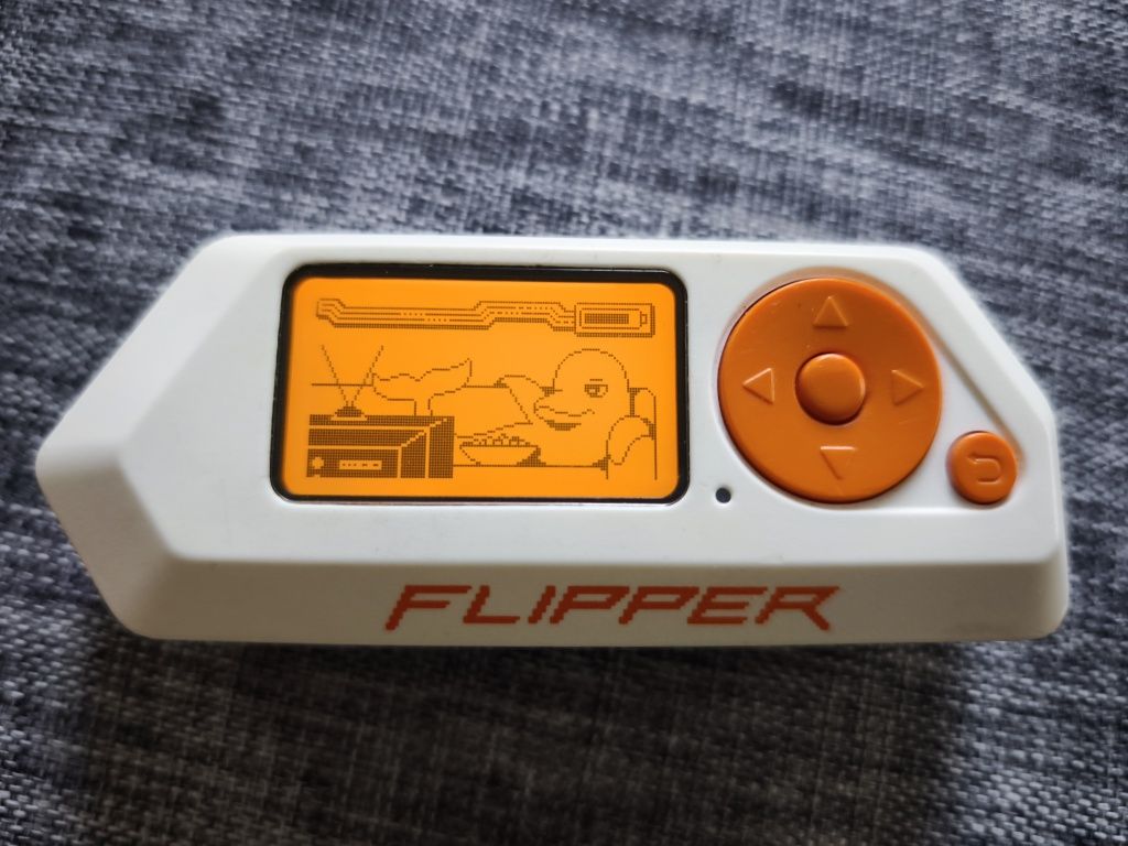 Flipper zero multitool radiohacking RF BT RFID IR