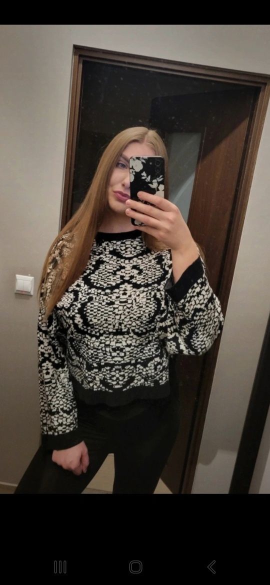Gruby mięsisty sweter ze skóry węża M/L