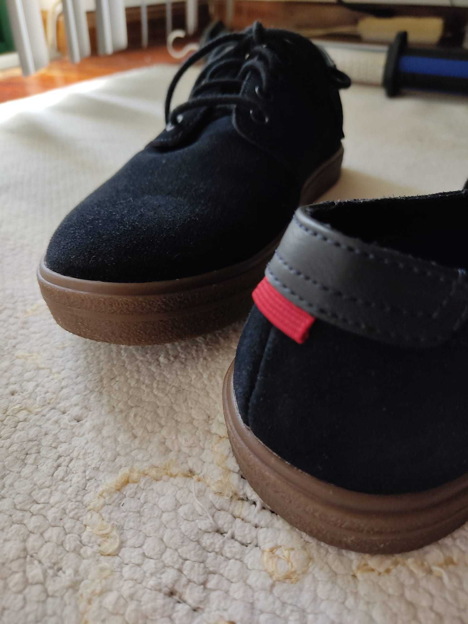 Sapatos homem camurça preta ZARA Nº39 (novos)