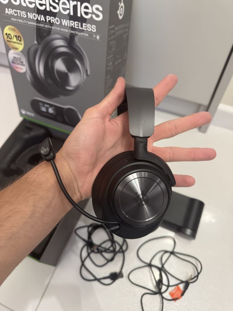 SteelSeries Arctis Nova Pro wireless XBOX