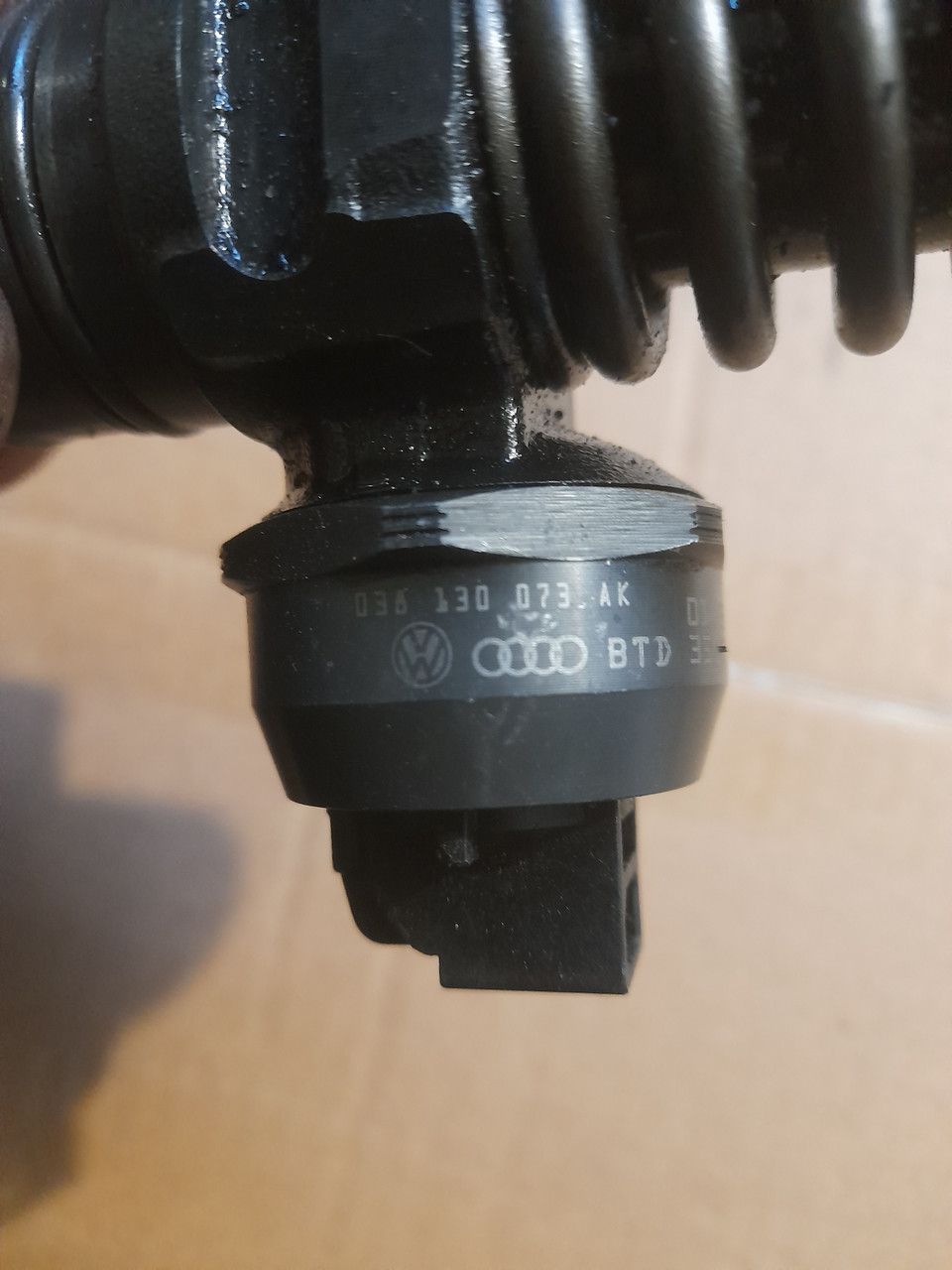 038130073AK 0414720038 PDB005 насос форсунка Vw Sharan 1.9
