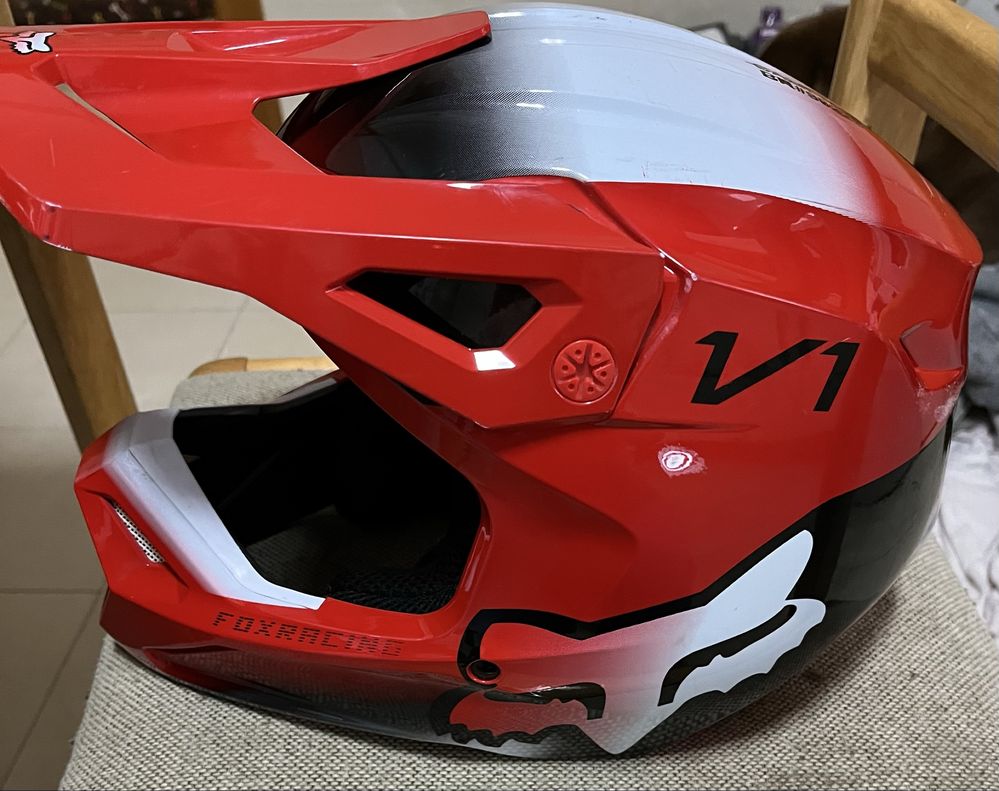 Capacete fox v1 criança