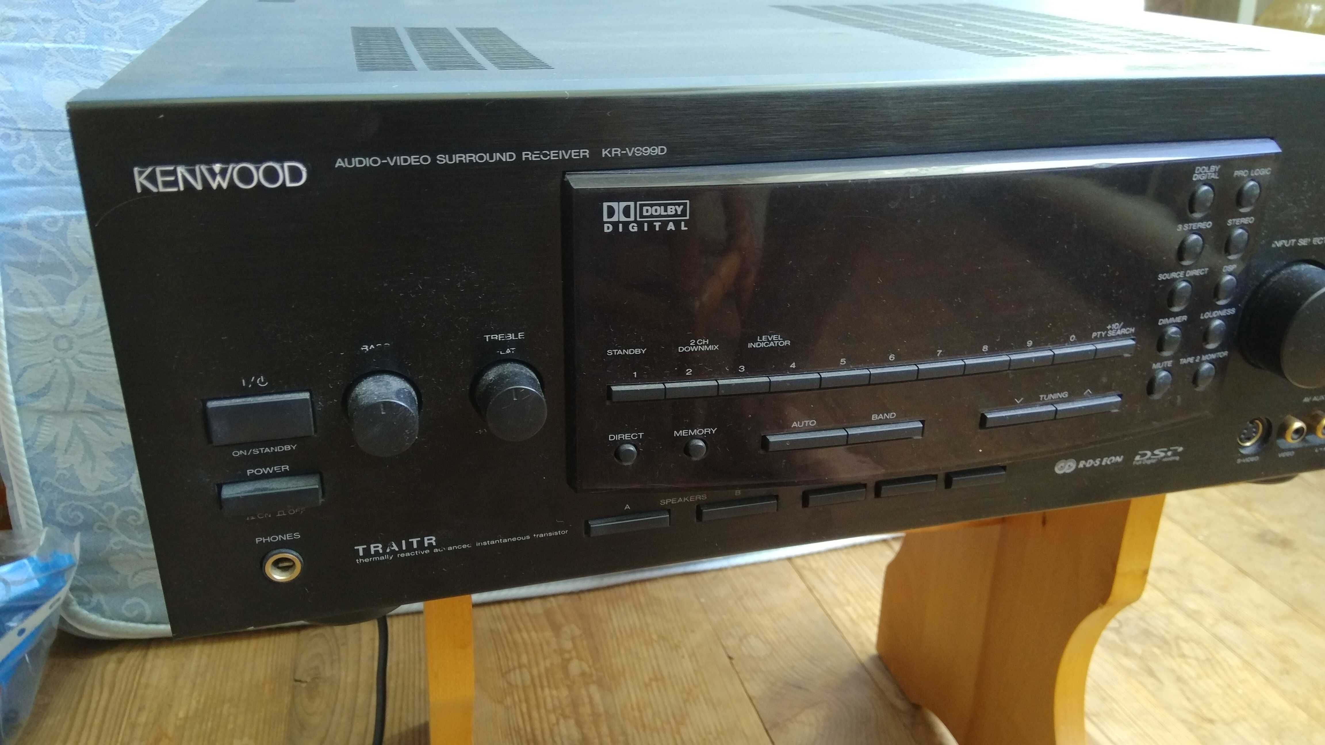 Kenwood KR-V999d в полном порядке