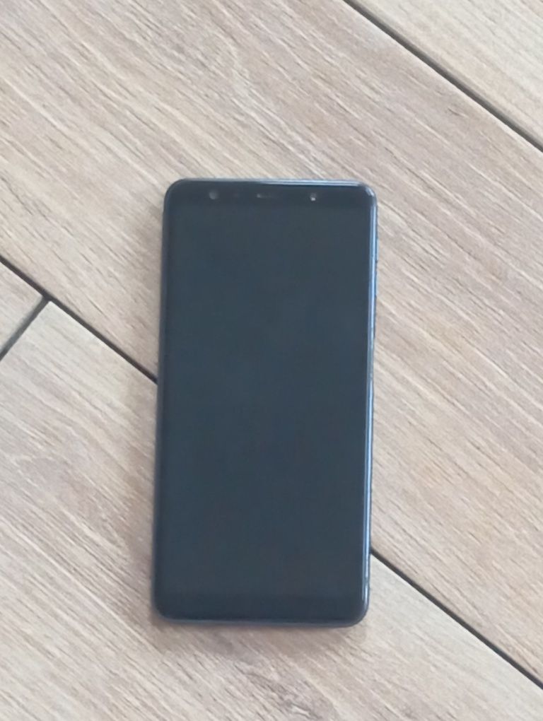 Продам телефон samsung A750