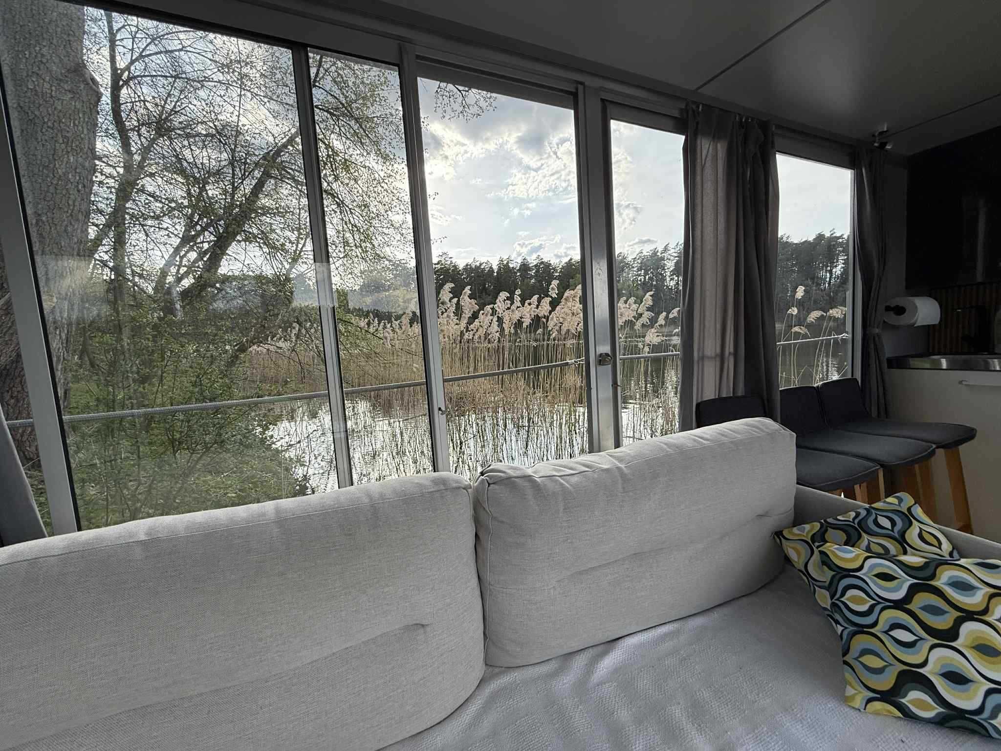 Houseboat Villa Marina- dom na wodzie_ Augustów