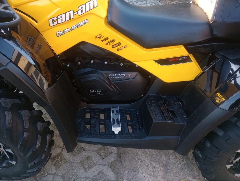 Can am outlander 800Max
