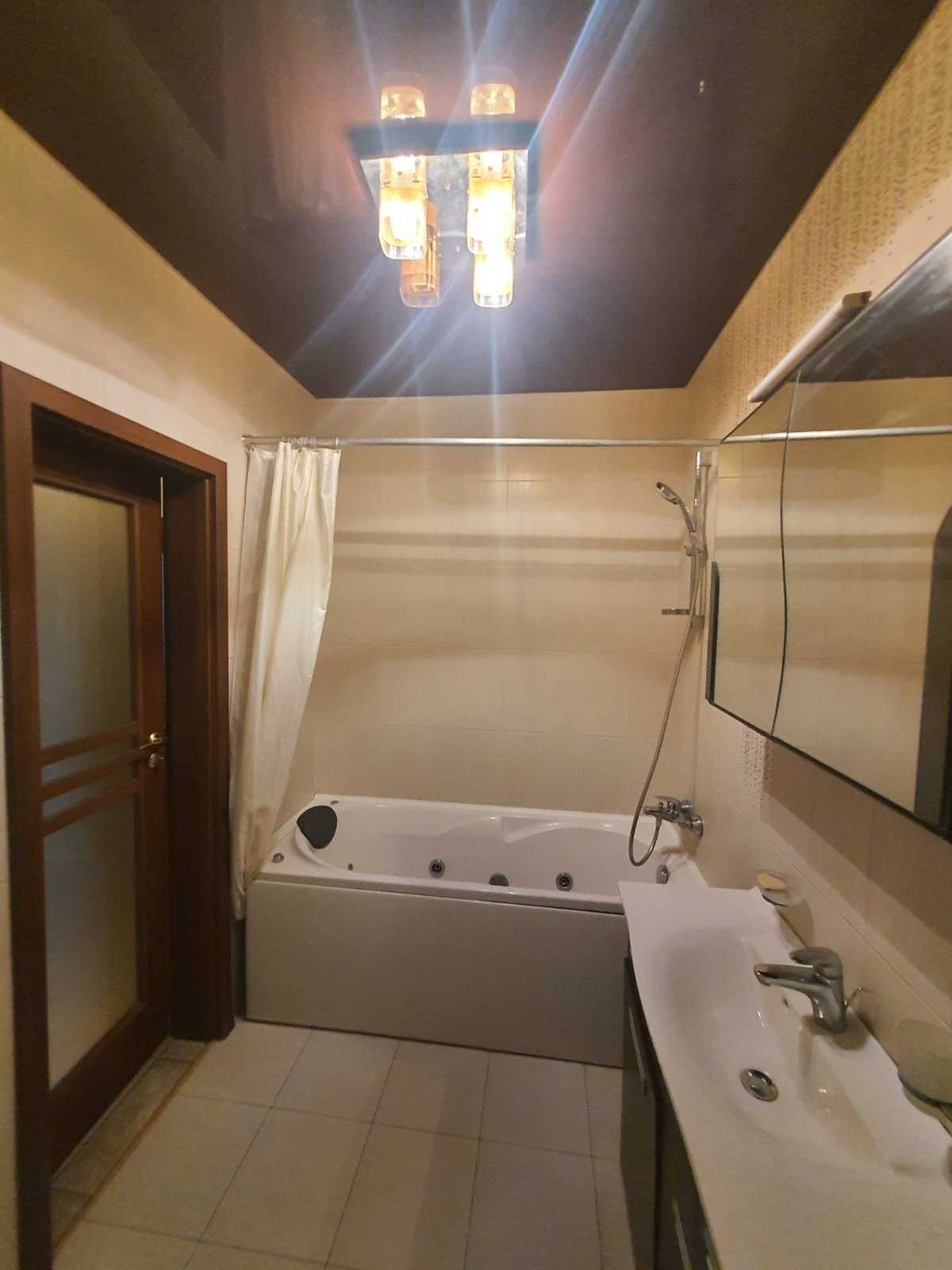 Продажа 2-х комн. 80 м. на Таирова . Костанди ЖК" Вернисаж".Программы!