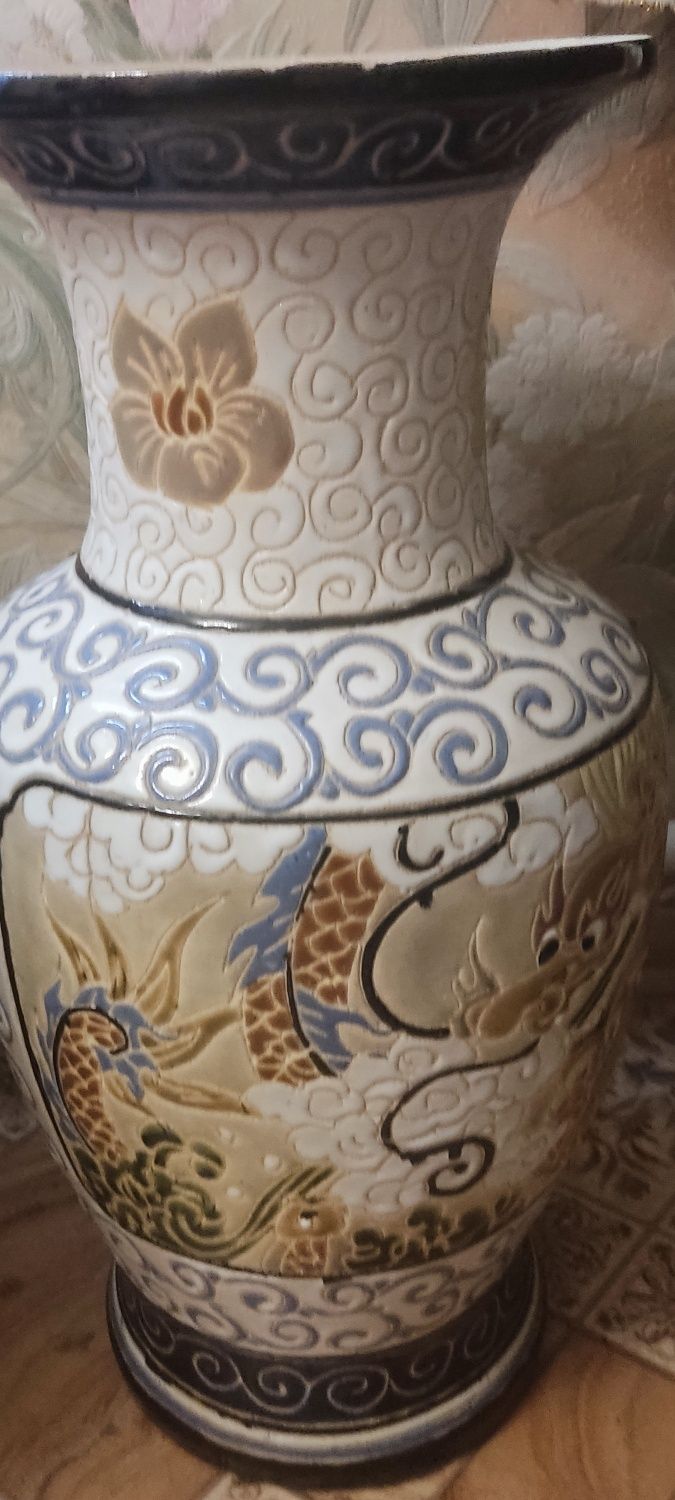 Керамическая  вазочка в стиле сацума