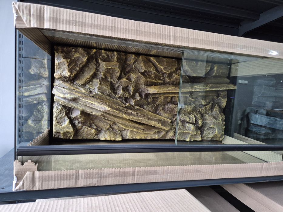 Terrarium 80x40x40 z tłem