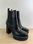ORYGINALNE BUTY Buty botki na obcasie r. 38 czarne guess