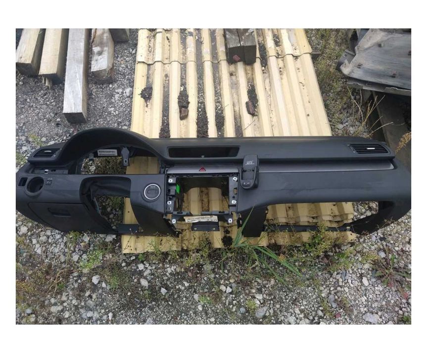 VW Passat B6 deska rozdzielcza Europa klimatronik