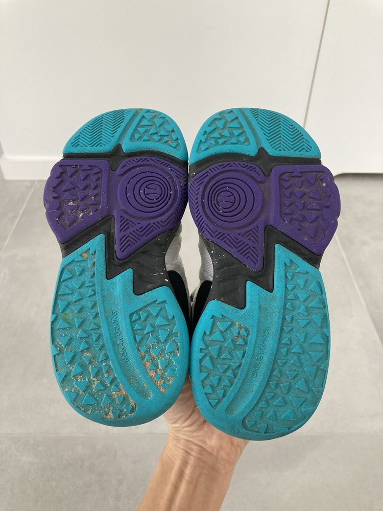 Buty do kosza Decathlon 32