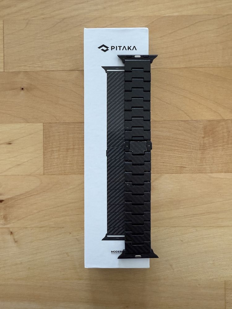 Karbonowa bransoleta Pitaka Apple Watch