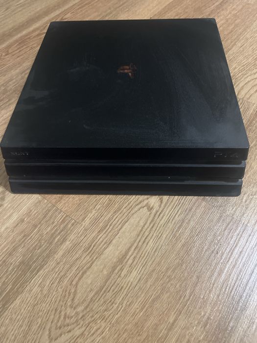 Ps 4 Pro, в гврному стані