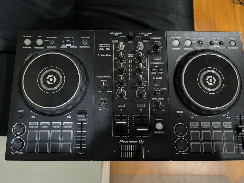 Controlador DJ Pioneer DDJ-400