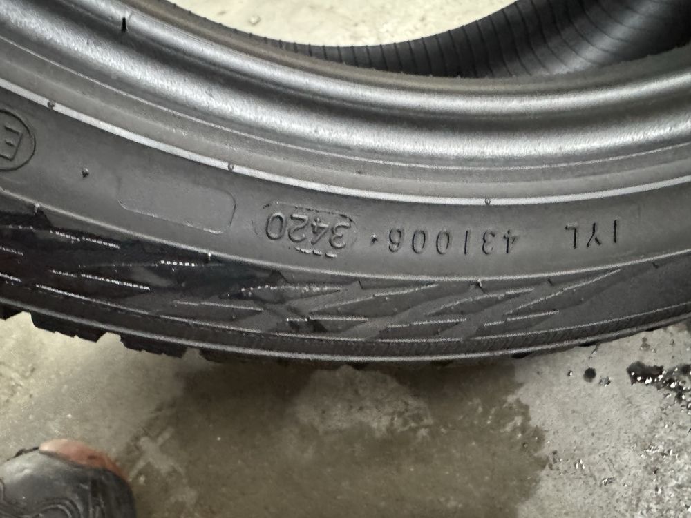 Opony zimowe Nokian WR Snowproof 225/45R17 6mm Dot 3420