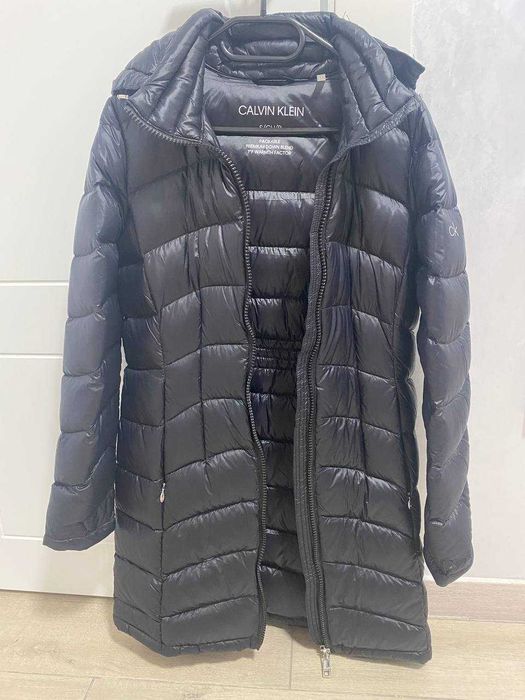Пальто - пуховик Calvin Klein. оригінал.
