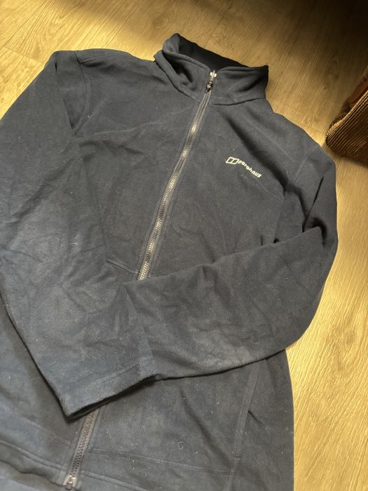 Продам Зіпку Berghaus