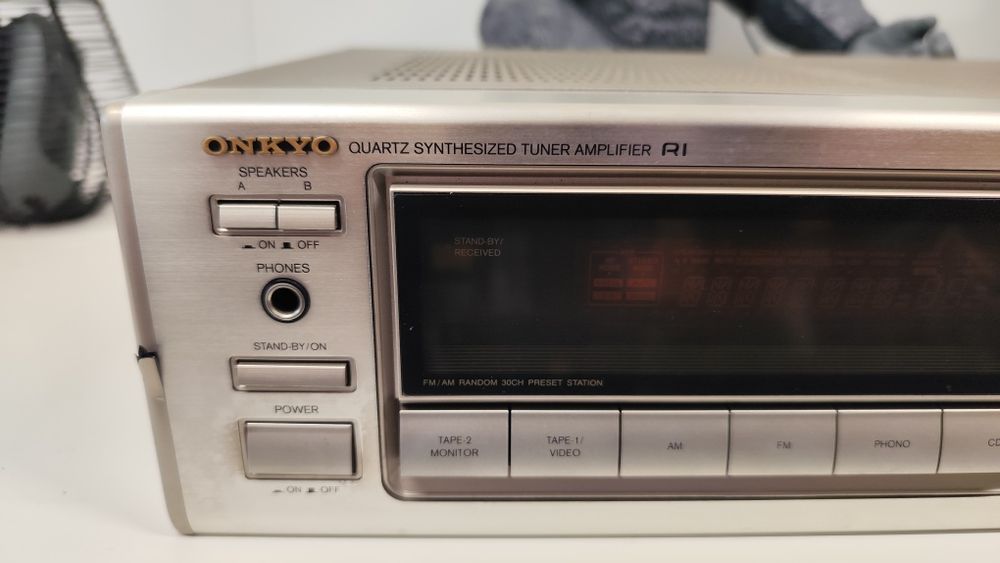 Японський підсилювач  RDS-ресивер Onkyo TX-8210R Онкио усилитель 150 w