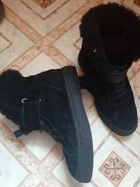 Ботинки 36 чёрные