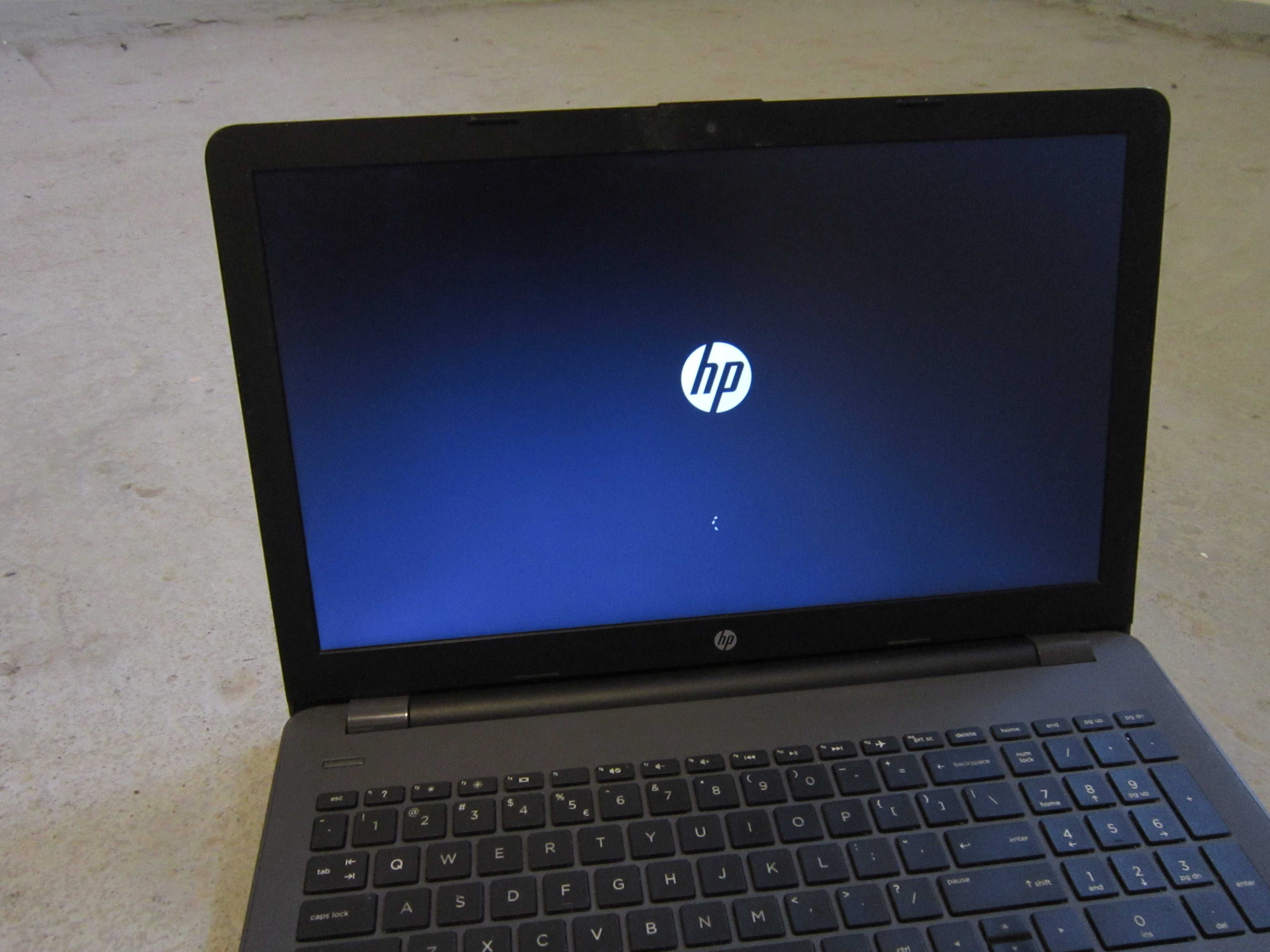 Laptop HP 250 G zadbany