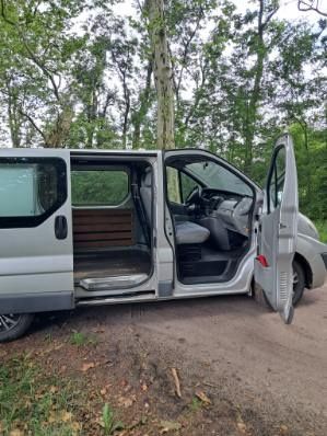 Renault Trafic. 2.5dci