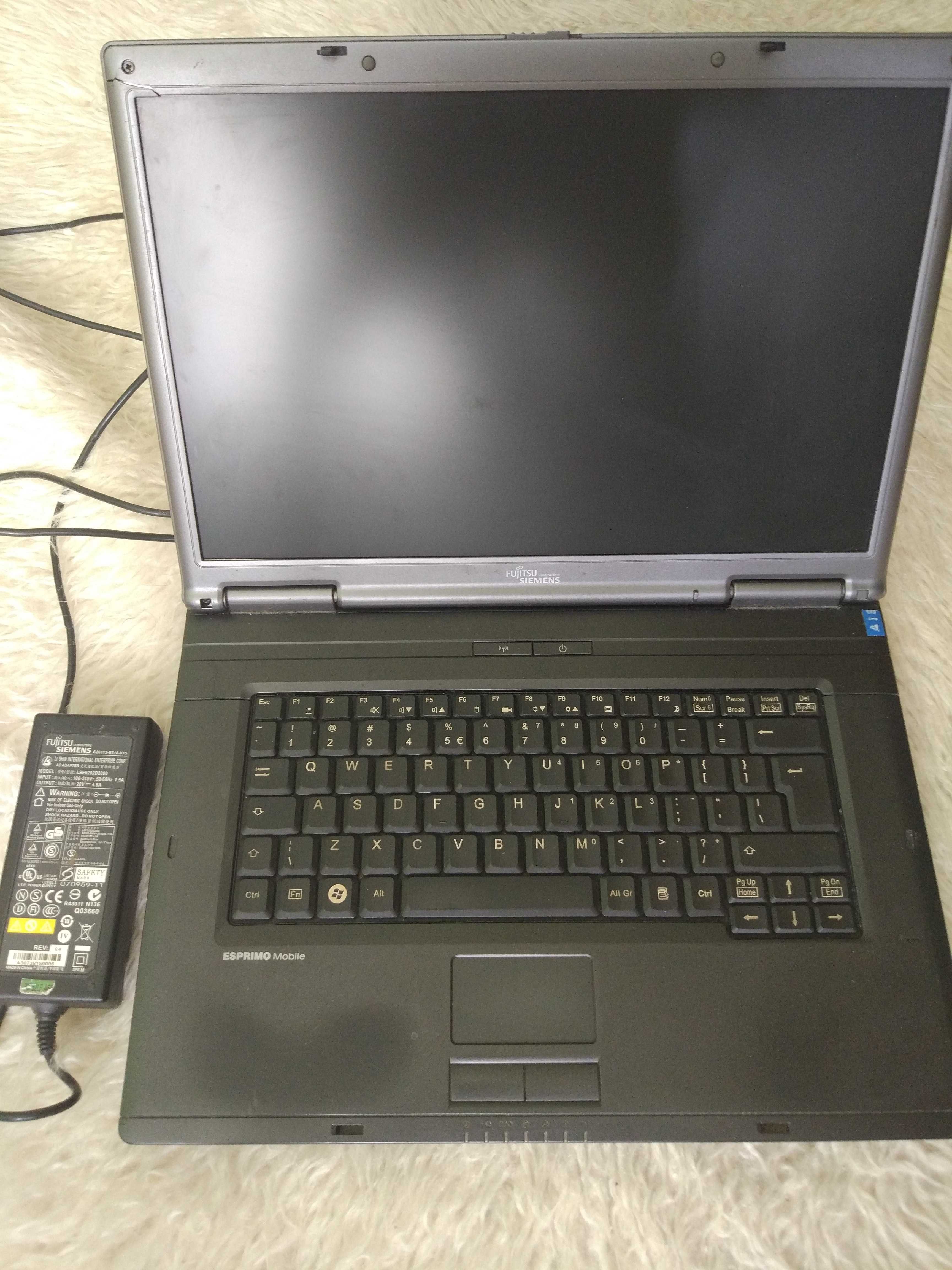 Laptop 64bit Esprimo Mobile D9500