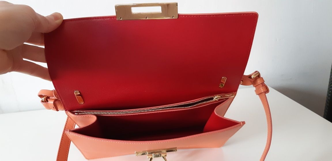 Torebka Salvatore Ferragamo Aileen stan idealny