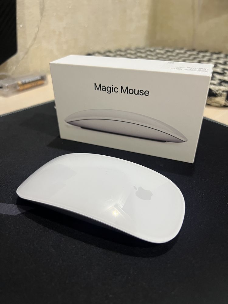 Magic Mouse white model A3204 мишка