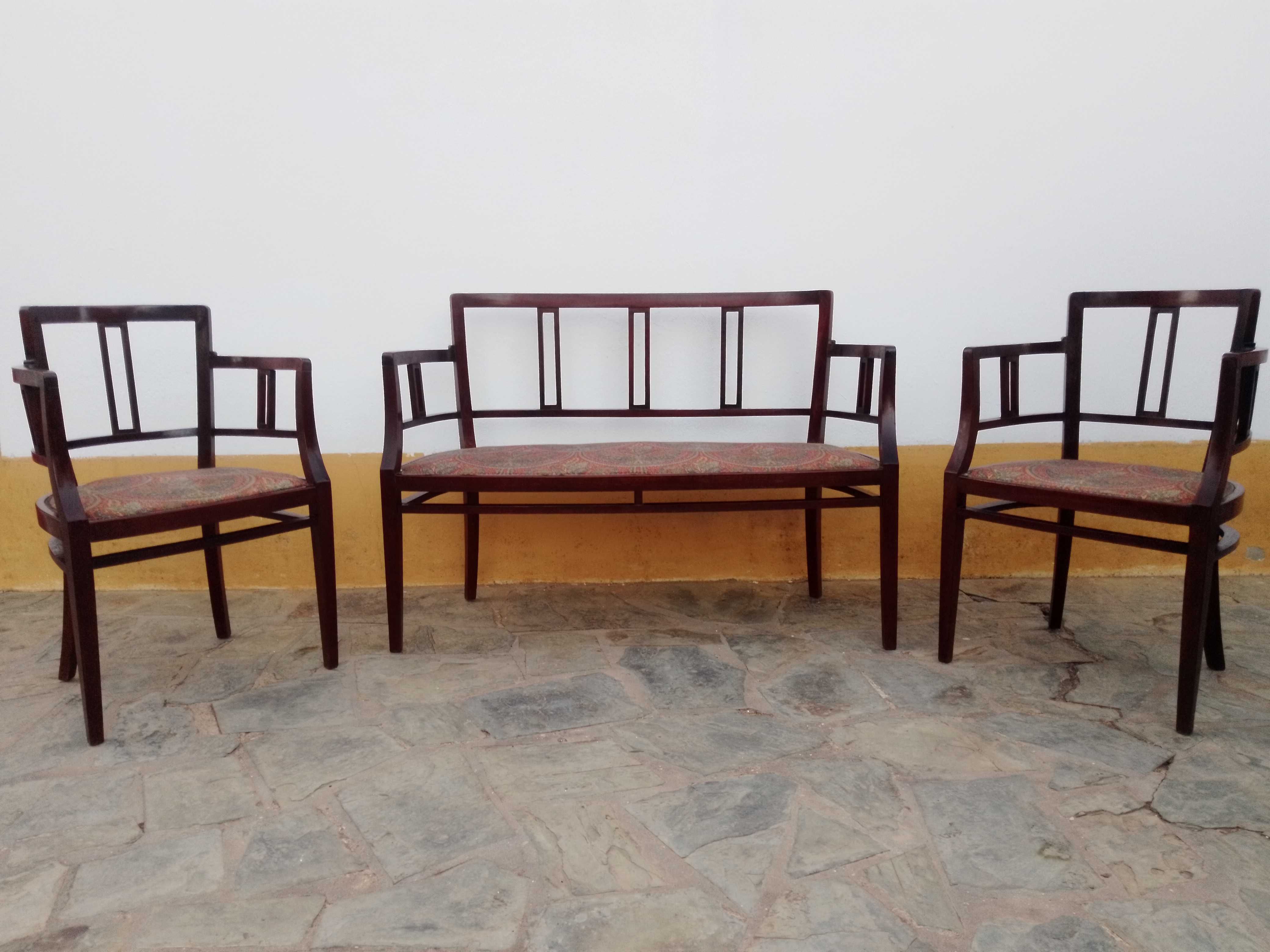Terno de canapé e cadeirões art deco