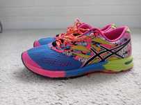 Кросівки ASICS розмір 40.5 25.75см