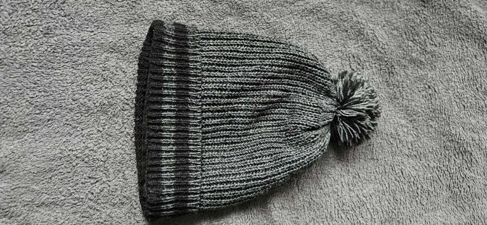 2 czapki zimowe dla chłopca