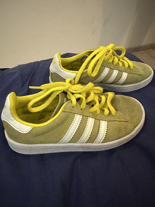 Кросівки adidas campus