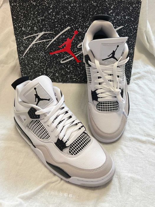 Buty koszykówki Jordan_4_retro_military_black_Rozmiar.42