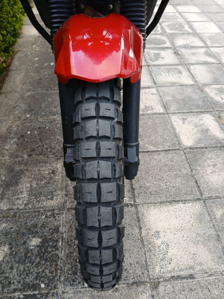 Yamaha XT660Z Ténéré 2009 – Excelente estado, possivel troca.